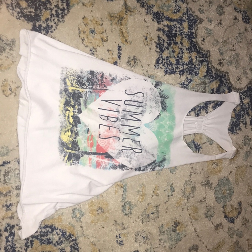 💥MAKE OFFER💥 Super cute muscle T summer vibes